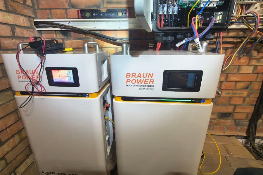 Energy storage system connected with inverter review